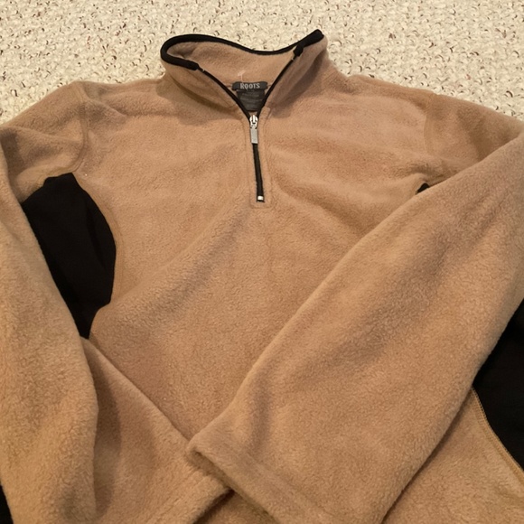 NWOT ROOTS Canada Women Red Zip-up Sweatshirt Size L - Picture 4 of 7